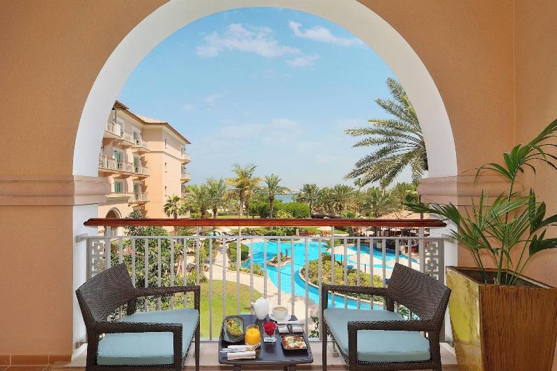 The Ritz-Carlton, Dubai - Oda