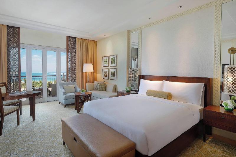 The Ritz-Carlton, Dubai - Oda
