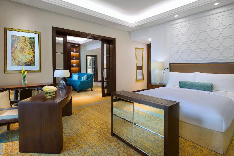 The Ritz-Carlton, Dubai - Oda