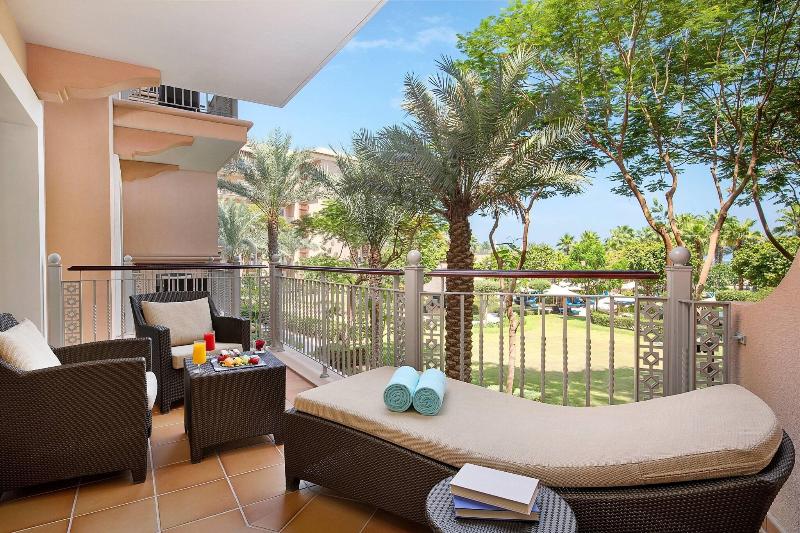 The Ritz-Carlton, Dubai - Oda