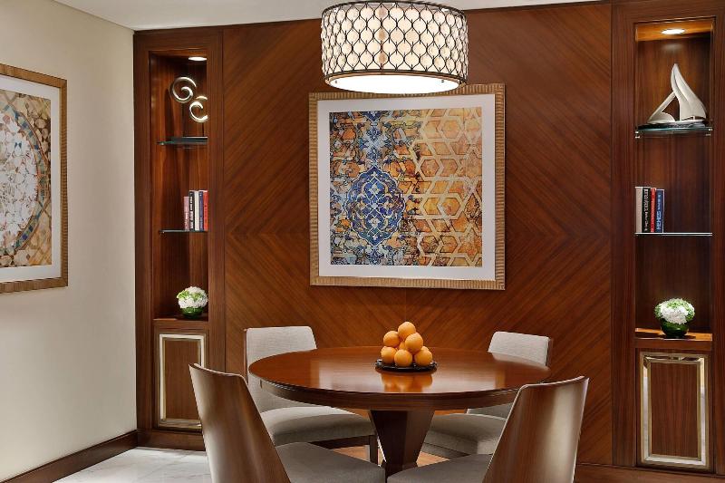 The Ritz-Carlton, Dubai - Oda