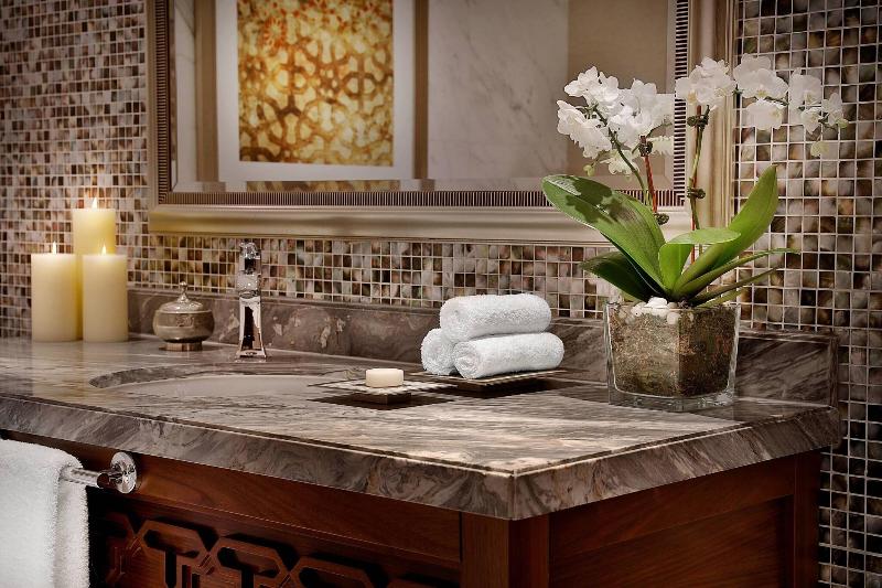 The Ritz-Carlton, Dubai - Oda