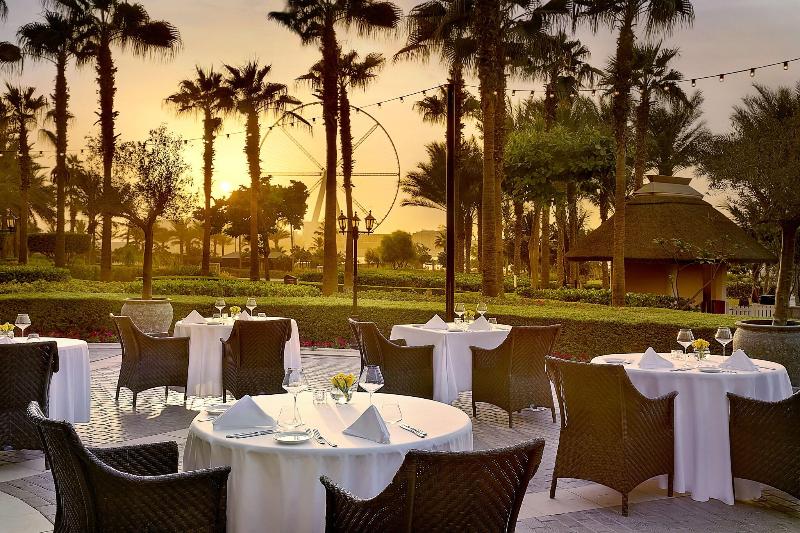 The Ritz-Carlton, Dubai - Restoran