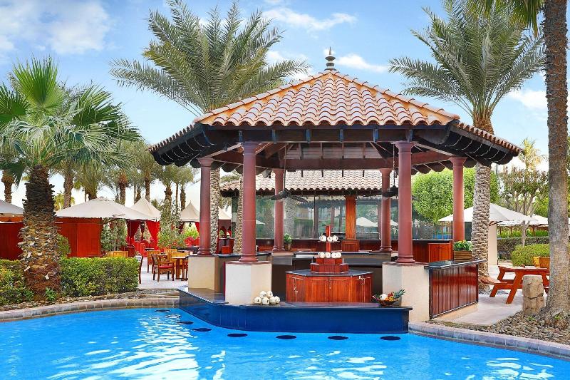 The Ritz-Carlton, Dubai - Restoran