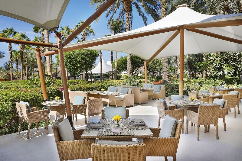 The Ritz-Carlton, Dubai - Restoran