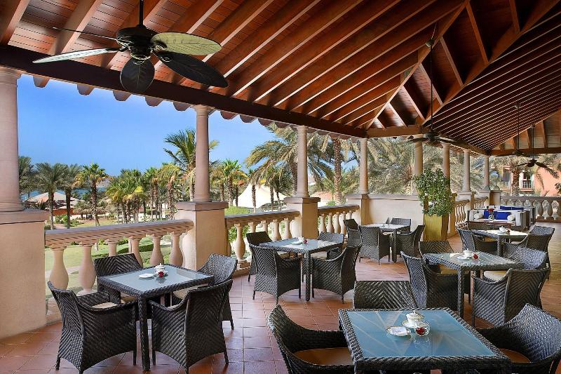 The Ritz-Carlton, Dubai - Restoran