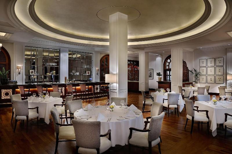 The Ritz-Carlton, Dubai - Restoran