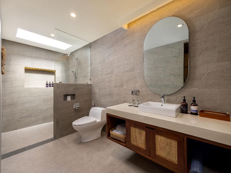 Tonys Villas & Resort Seminyak Bali - Oda