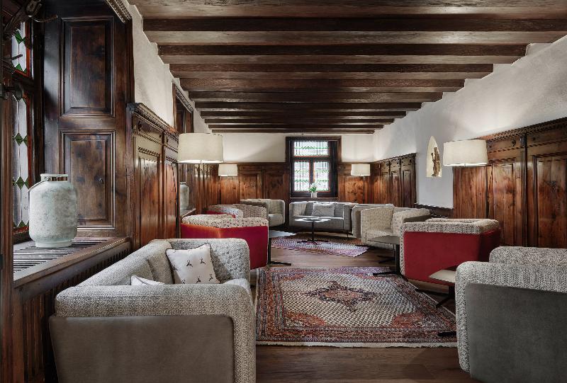 Hotel Schwarzer Adler Innsbruck - Lobi