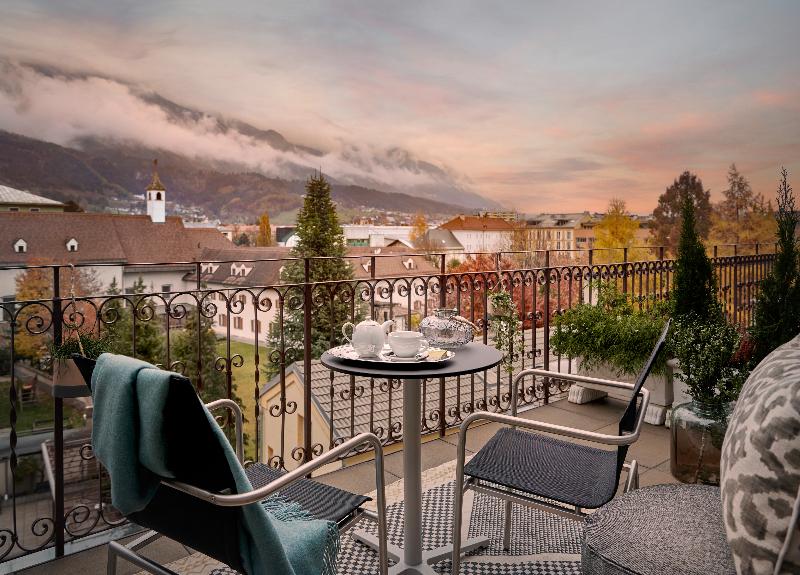 Hotel Schwarzer Adler Innsbruck - Teras