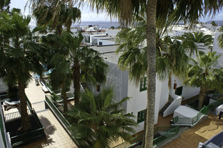 Elena Apartamentos