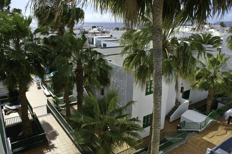 Elena Apartamentos - Genel