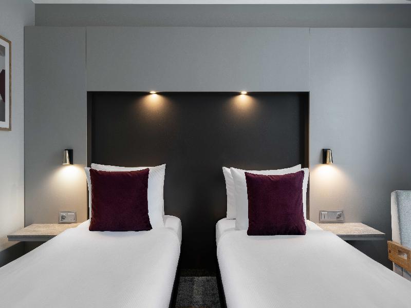 Ramada by Wyndham Essen Hotel - Oda