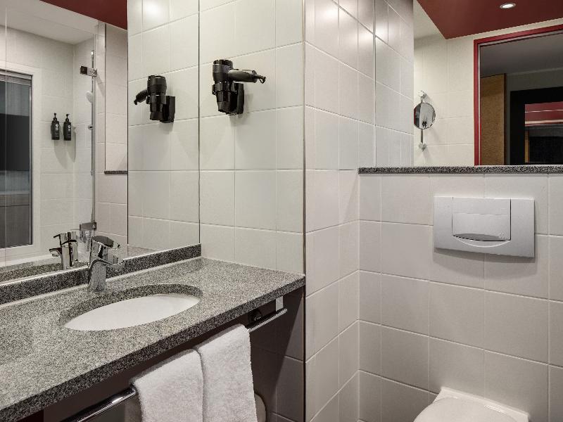 Ramada by Wyndham Essen Hotel - Oda