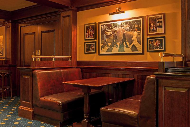 Four Points by Sheraton Downtown Dubai - Lobi