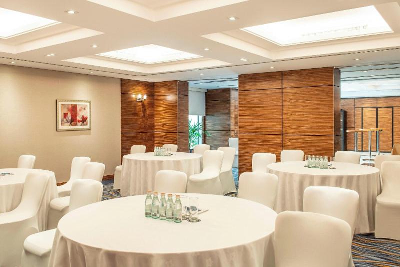 Four Points by Sheraton Downtown Dubai - Toplantı
