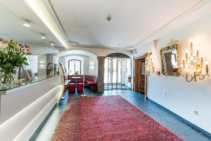 Hotel Mondschein - Lobi