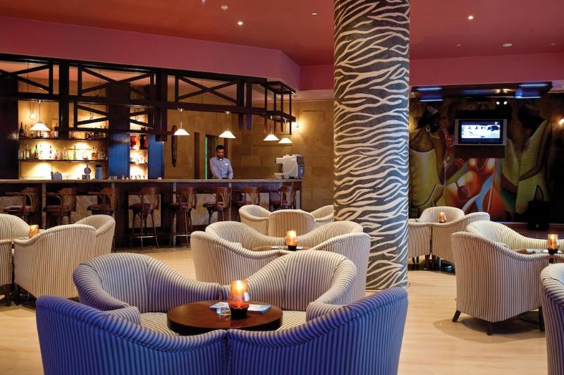 Amwaj Oyoun Resort & Casino - Bar