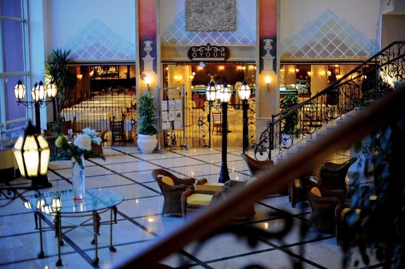 Amwaj Oyoun Resort & Casino - Lobi