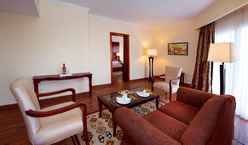 Amwaj Oyoun Resort & Casino - Oda