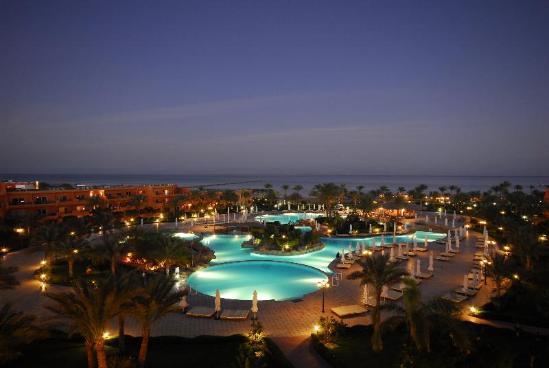 Amwaj Oyoun Resort & Casino - Havuz