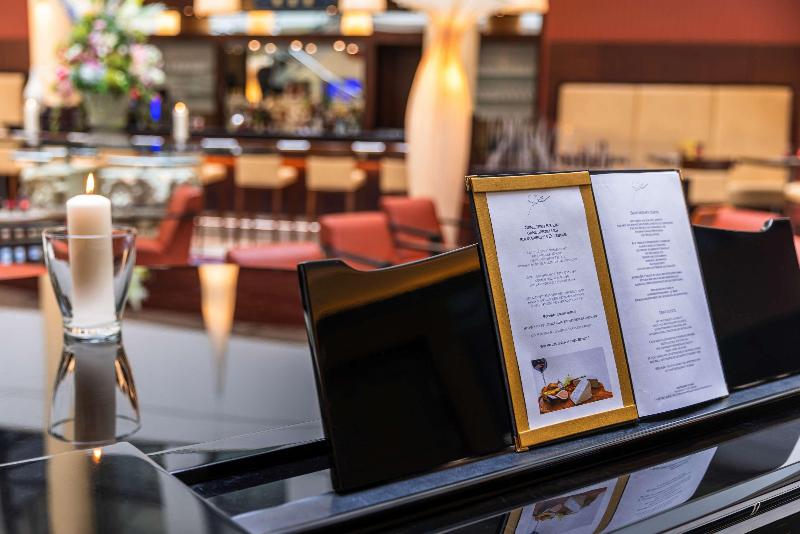 Steigenberger Hotel de Saxe - Bar