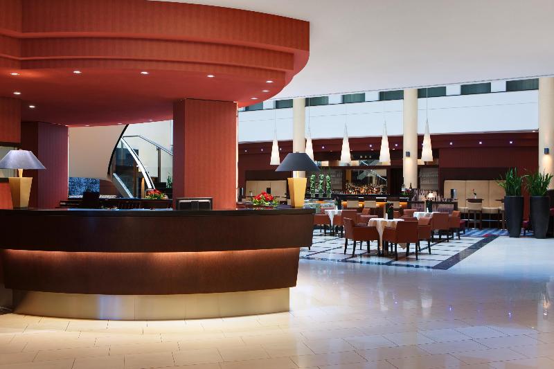 Steigenberger Hotel de Saxe - Lobi