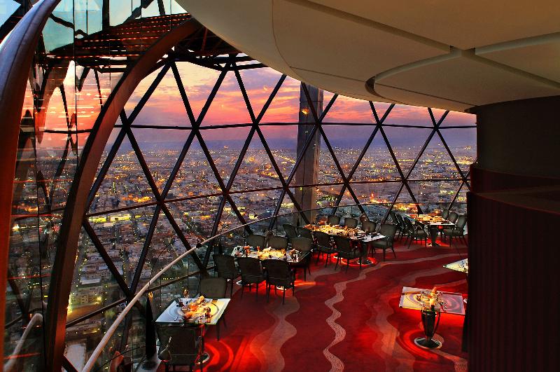 Mandarin Oriental Al Faisaliah, Riyadh - Restoran