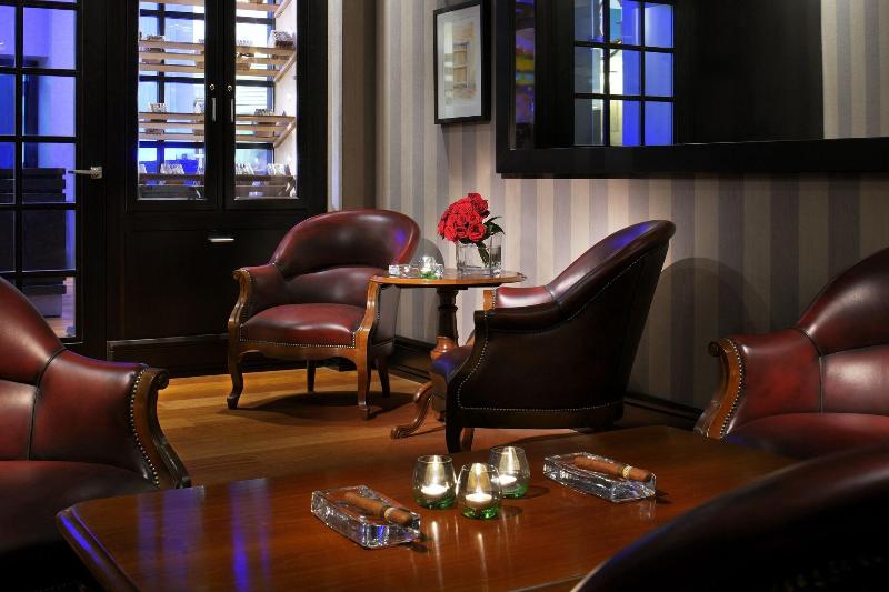 Riyadh Marriott Hotel - Bar