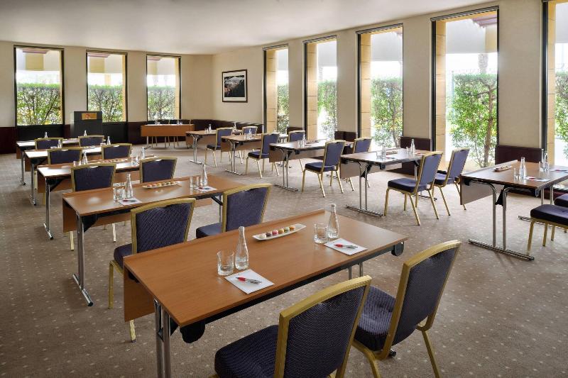 Riyadh Marriott Hotel - Toplantı