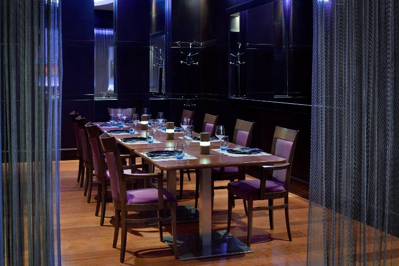 Riyadh Marriott Hotel - Restoran