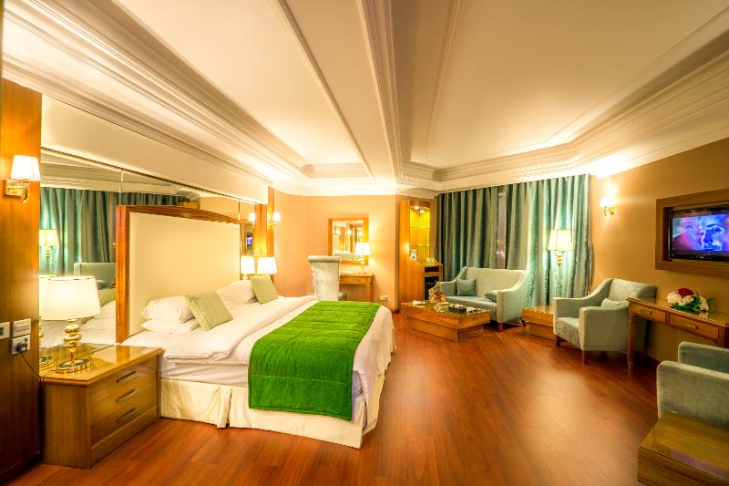 Jeddah Grand Hotel (Ex The Trident Jeddah) - Oda