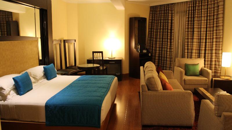 Jeddah Grand Hotel (Ex The Trident Jeddah) - Oda