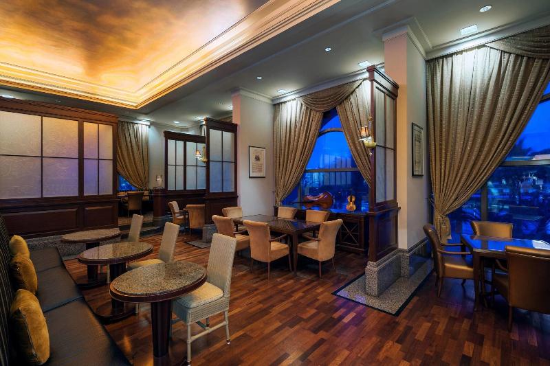 Sheraton Dammam Hotel & Towers - Lobi