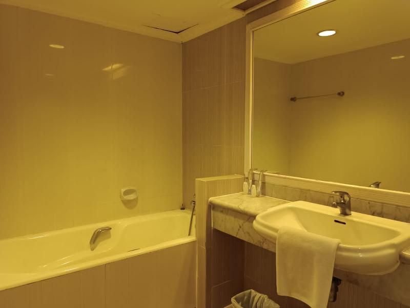 Grand Tropic Suites - Oda