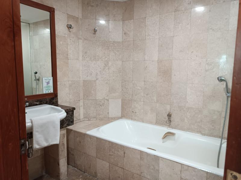 Grand Tropic Suites - Oda