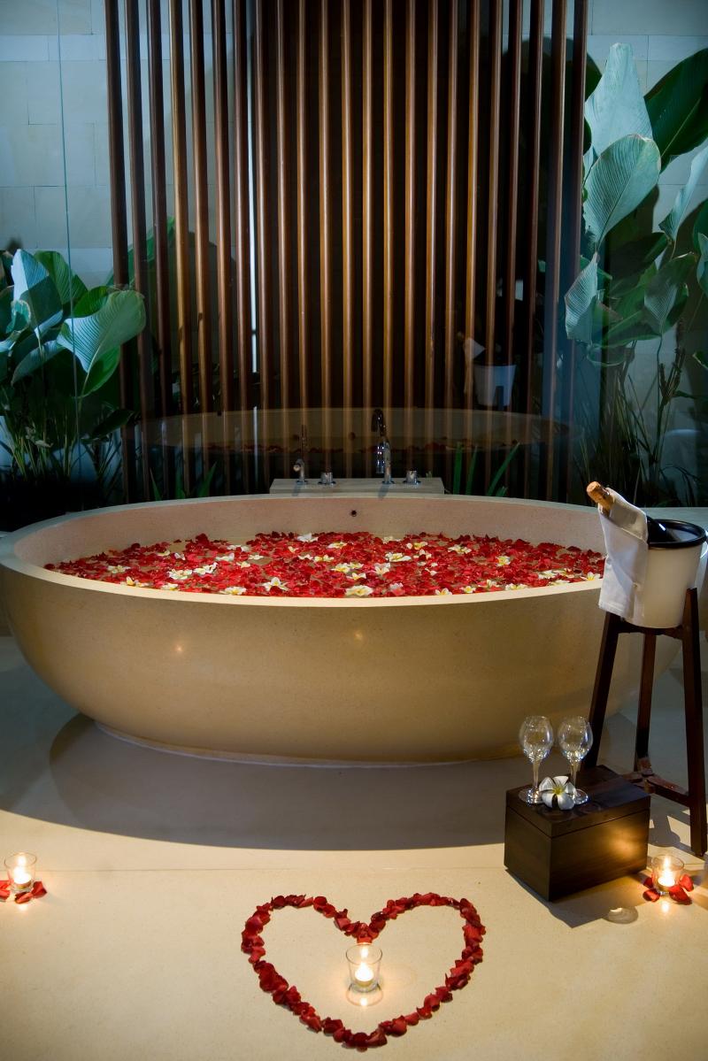 The Bale Nusa Dua by LifestyleRetreats - Oda