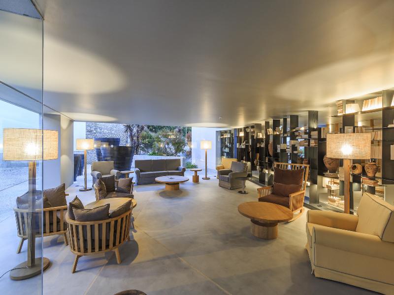 Villa C Boutique Hotel - Lobi