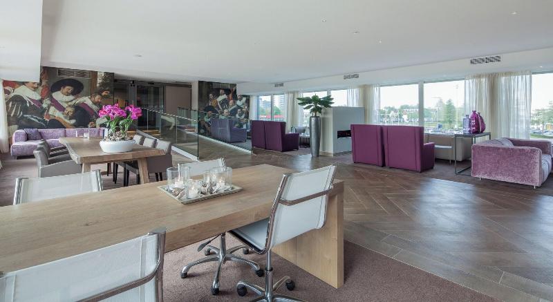 Hotel Van der Valk Haarlem - Lobi