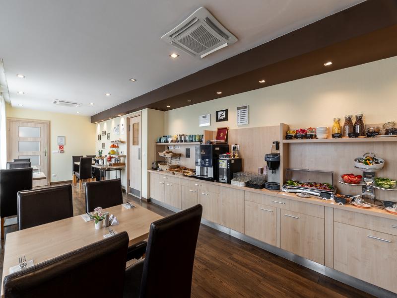 Promenade Hotel by Mellow Mood Hotels - Restoran