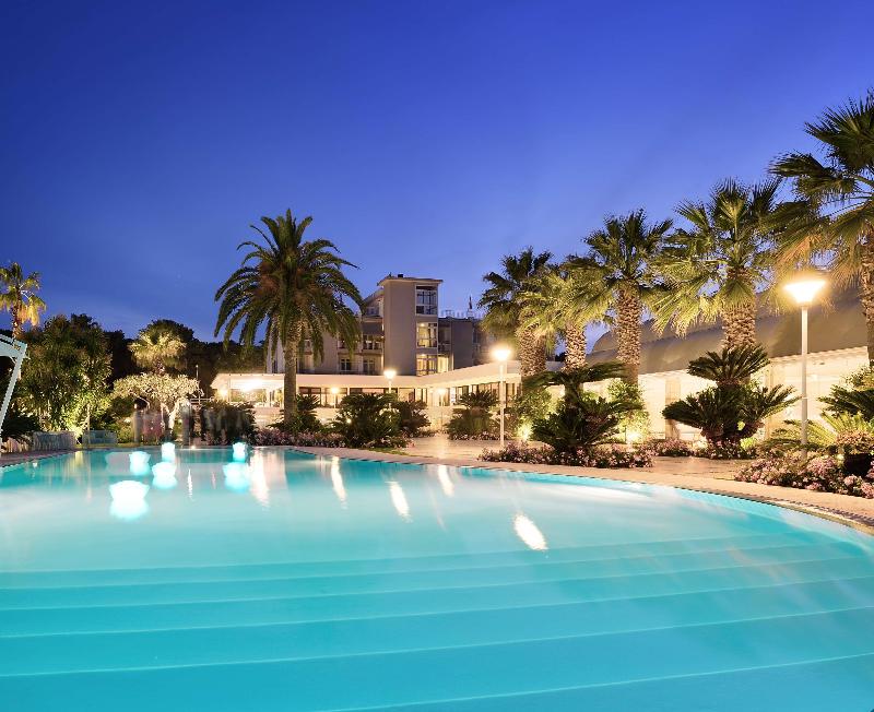 Esplanade Boutique Hotel - Genel