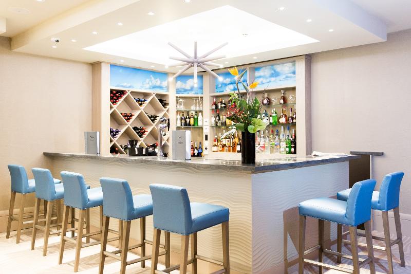 The Royal Yacht - Bar