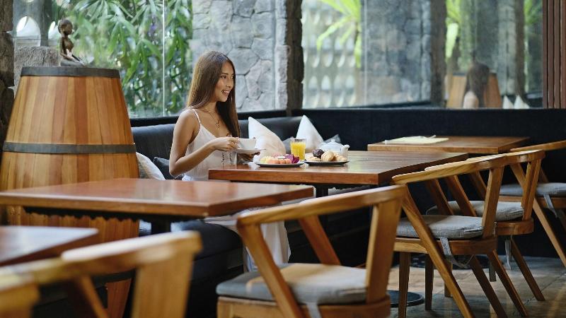Peppers Seminyak - Restoran