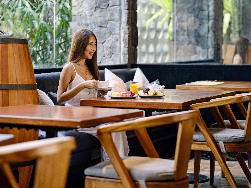 Peppers Seminyak - Restoran