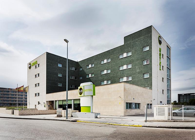 B&B Hotel Madrid Aeropuerto T1 T2 T3 - Genel