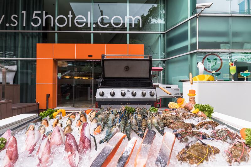 S 15 Sukhumvit - Bar