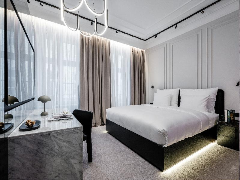 The Amauris Vienna - Oda