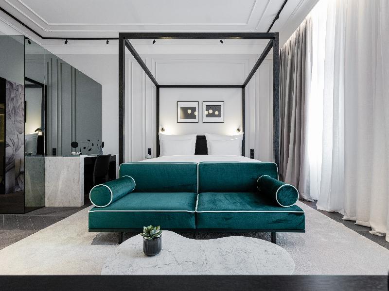 The Amauris Vienna - Oda
