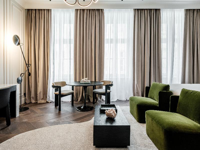 The Amauris Vienna - Oda