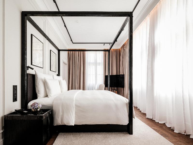 The Amauris Vienna - Oda